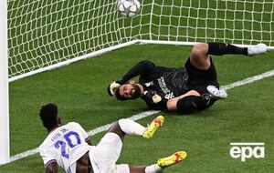 Единственный мяч забил бразилец Жуниор