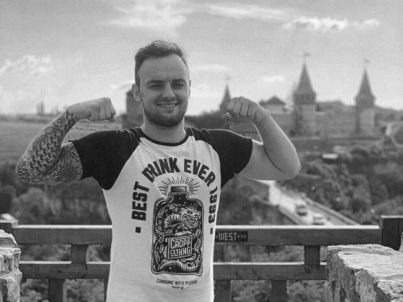 У спортсмена остались жена и маленький сын