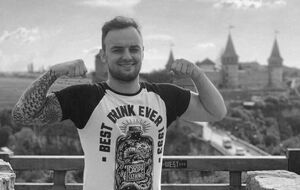 У спортсмена остались жена и маленький сын