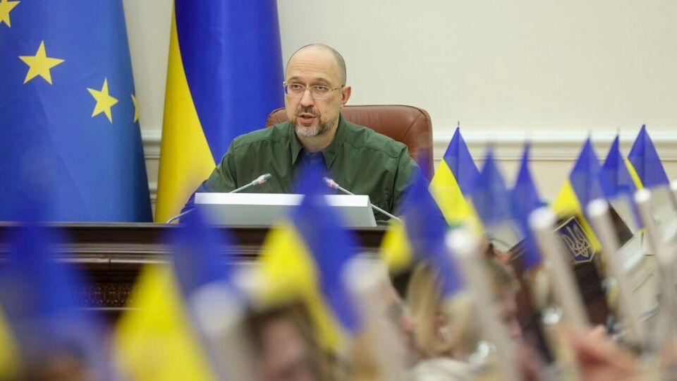 Шмигаль: Прогноз падіння ВВП становить 30–50%