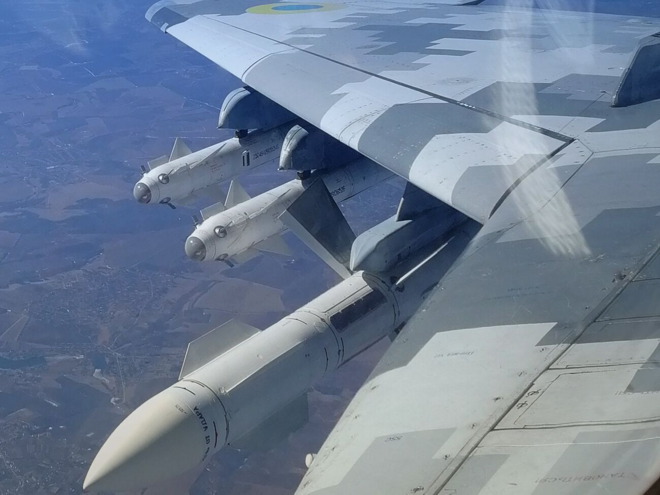 Авіація Повітряних сил завдає повітряних ударів по окупантах