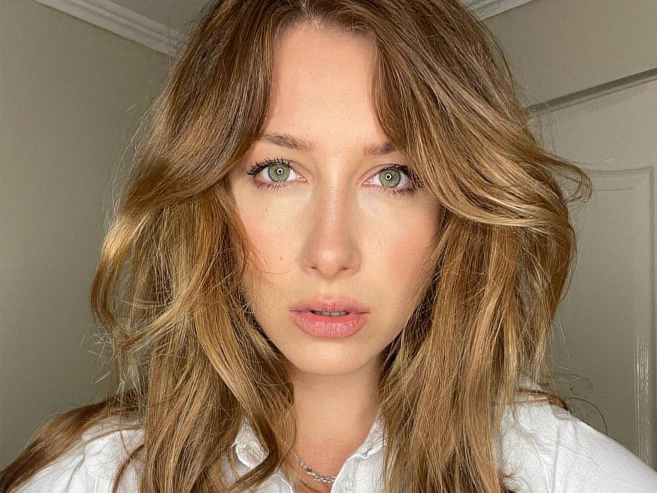 Ровінська про матір, яка підтримує Путіна: Або їй гроші платять за це якісь, або&hellip;