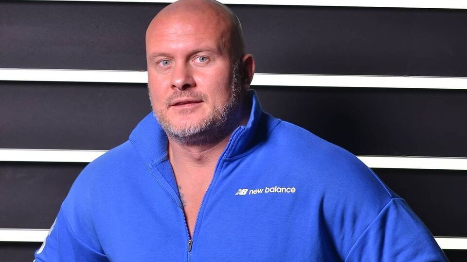 Узелков вспомнил, как Елка вела себя раньше