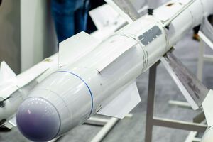 В акватории Черного моря сейчас находятся три носителя КРМБ типа "Калибр" с суммарным ракетным залпом до 20 ракет