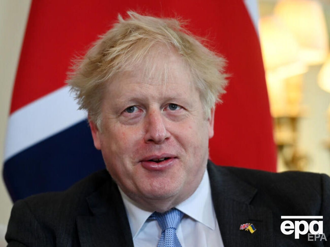 Путинская военная машина споткнулась об украинский патриотизм, "споткнулась и разбилась", отметил Джонсон