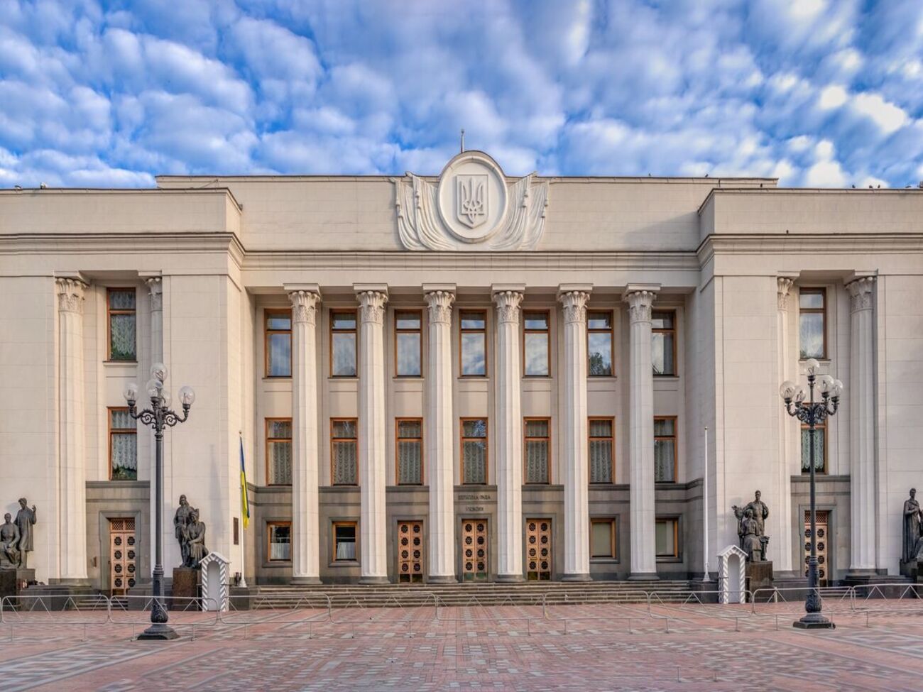 Принятый законопроект расширяет список оснований для запрета политической партии через суд