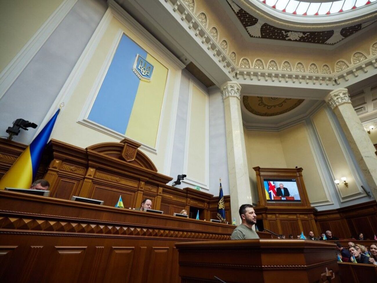 Зеленский: Не страшно, когда против тебя злой враг, если рядом с тобой хороший друг. Такой, как Великобритания и Джонсон