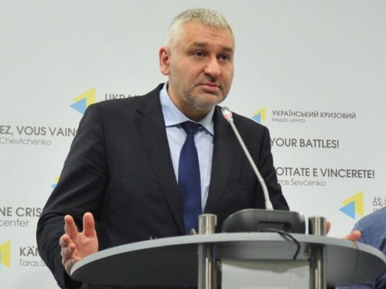 Фейгін: Арестович – живий, веселий, з іронією, так, іноді дозволяє собі обсценну лексику
