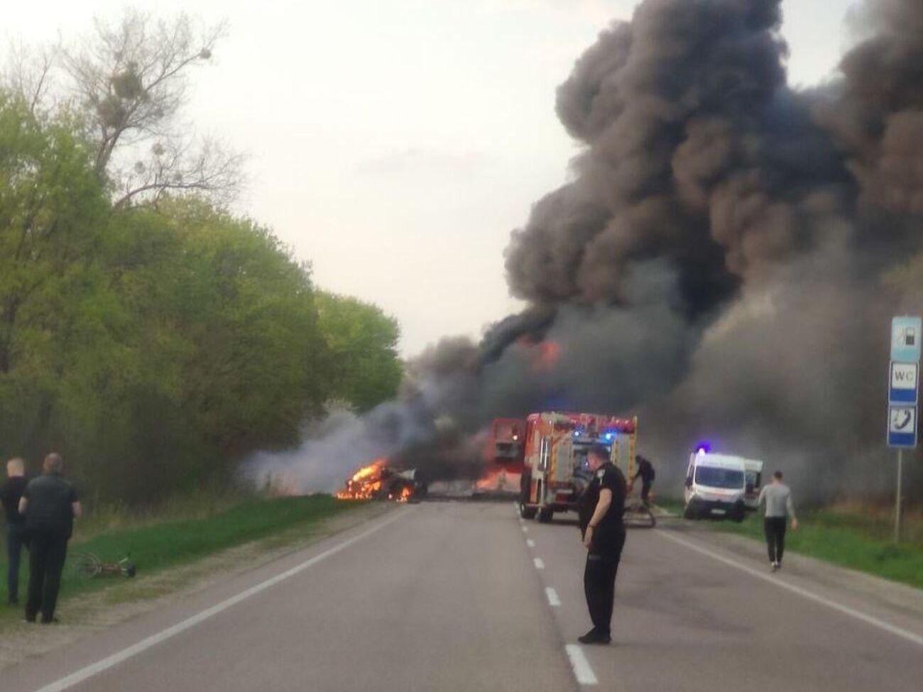 Унаслідок аварії спалахнула пожежа