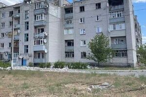 Жители Северодонецка попали под обстрел, когда готовили еду во дворе дома