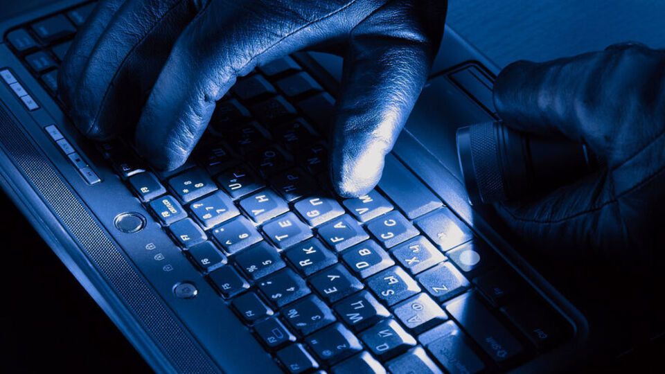 В Anonymous повідомили, що всі найбільші урядові сайти Білорусі – офлайн