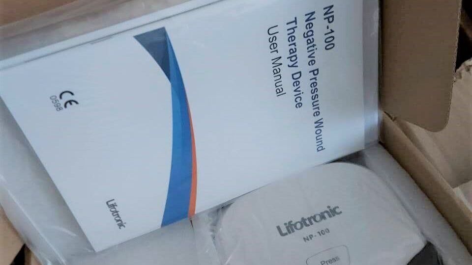 У нинішньому постачанні – чотири спецприлади для терапії поранень, які "Метінвест" доправив на запит медичних працівників швидкої допомоги