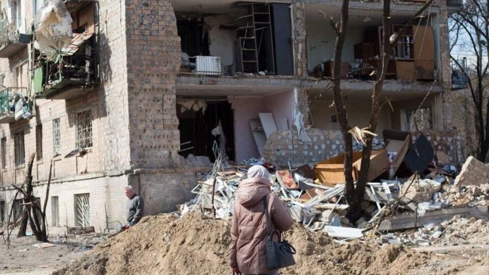 Селище регулярно обстрілюють