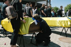 Церемония прощания с погибшими бойцами КОРД в Виннице