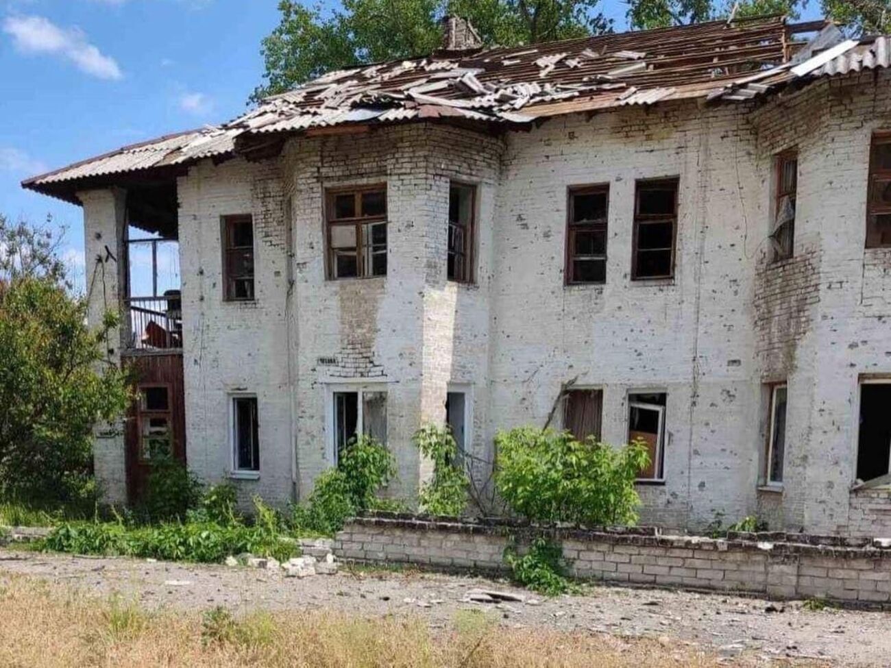 Гайдай зазначив, що противник продовжує штурм Сєвєродонецька