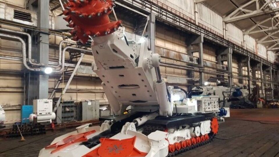После завершения испытаний Corum Group приступит к серийному производству этого комбайна