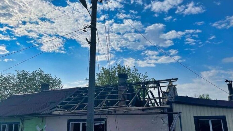 Из-за обстрелов постоянно повреждаются оборудование и линии электропередачи