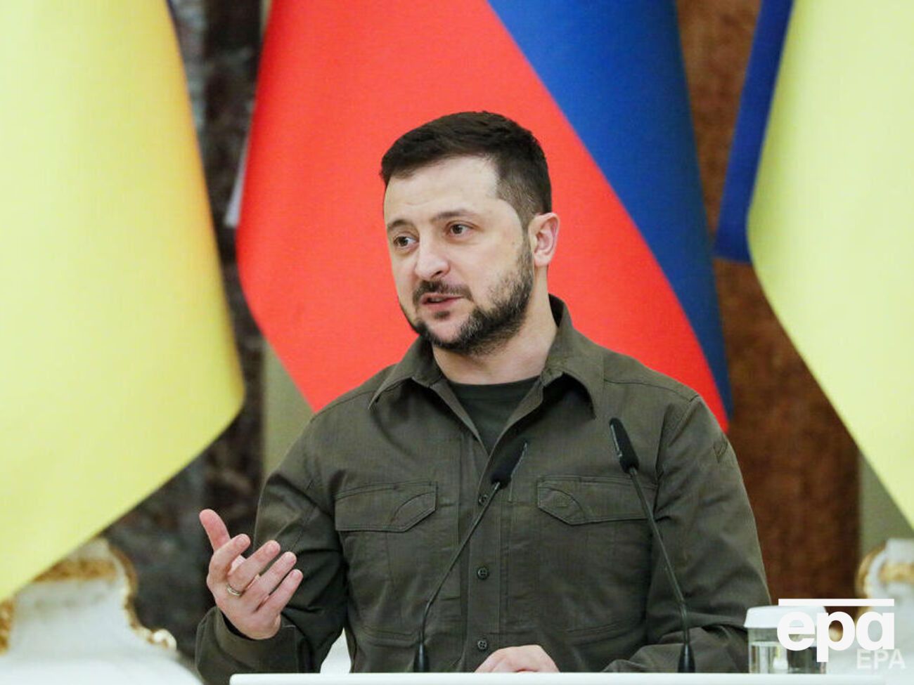 Зеленський: Території без живих українців нам, чесно кажучи, не у пріоритеті
