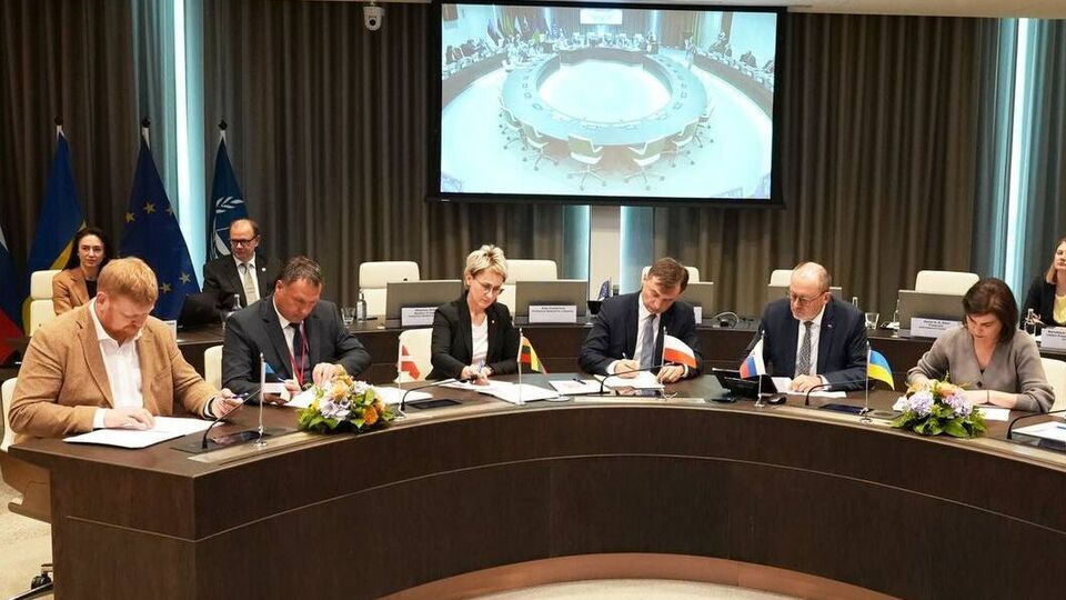 Спільна група розширилася до шести країн