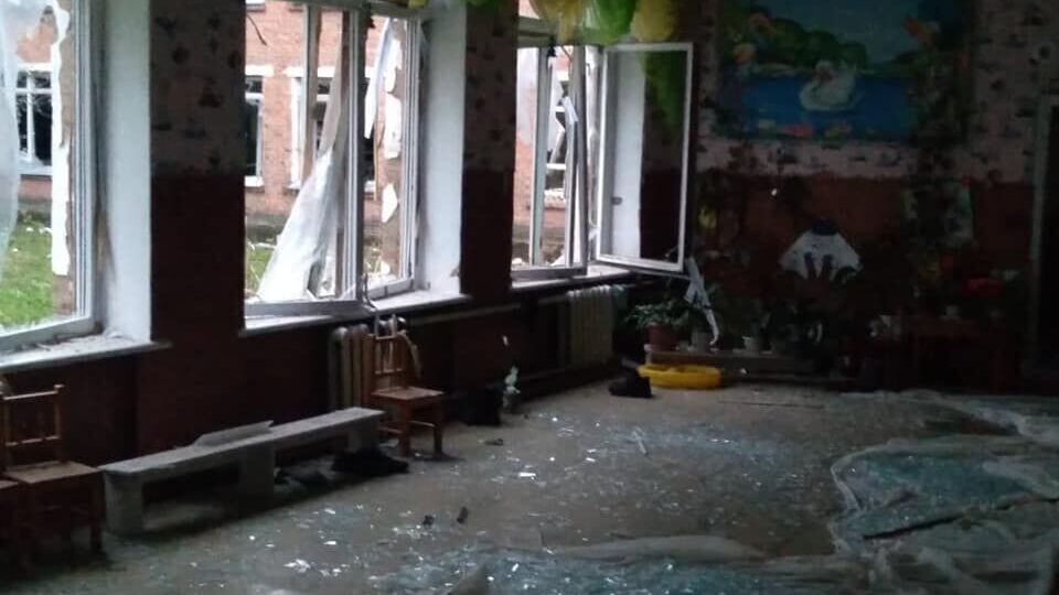 Приблизно о 3.00 окупанти обстріляли школу Есманської громади, повідомив Живицький