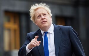 Після візиту до Києва прем'єр назвав себе BORISJOHNSONUK