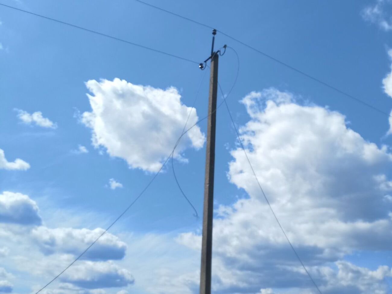 Через обстріли російських окупантів без світла залишився 241 населений пункт у Донецькій області