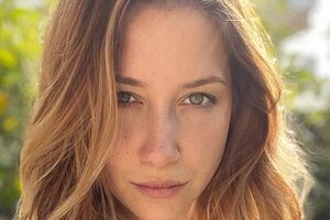 Ровінська перебуває у Греції