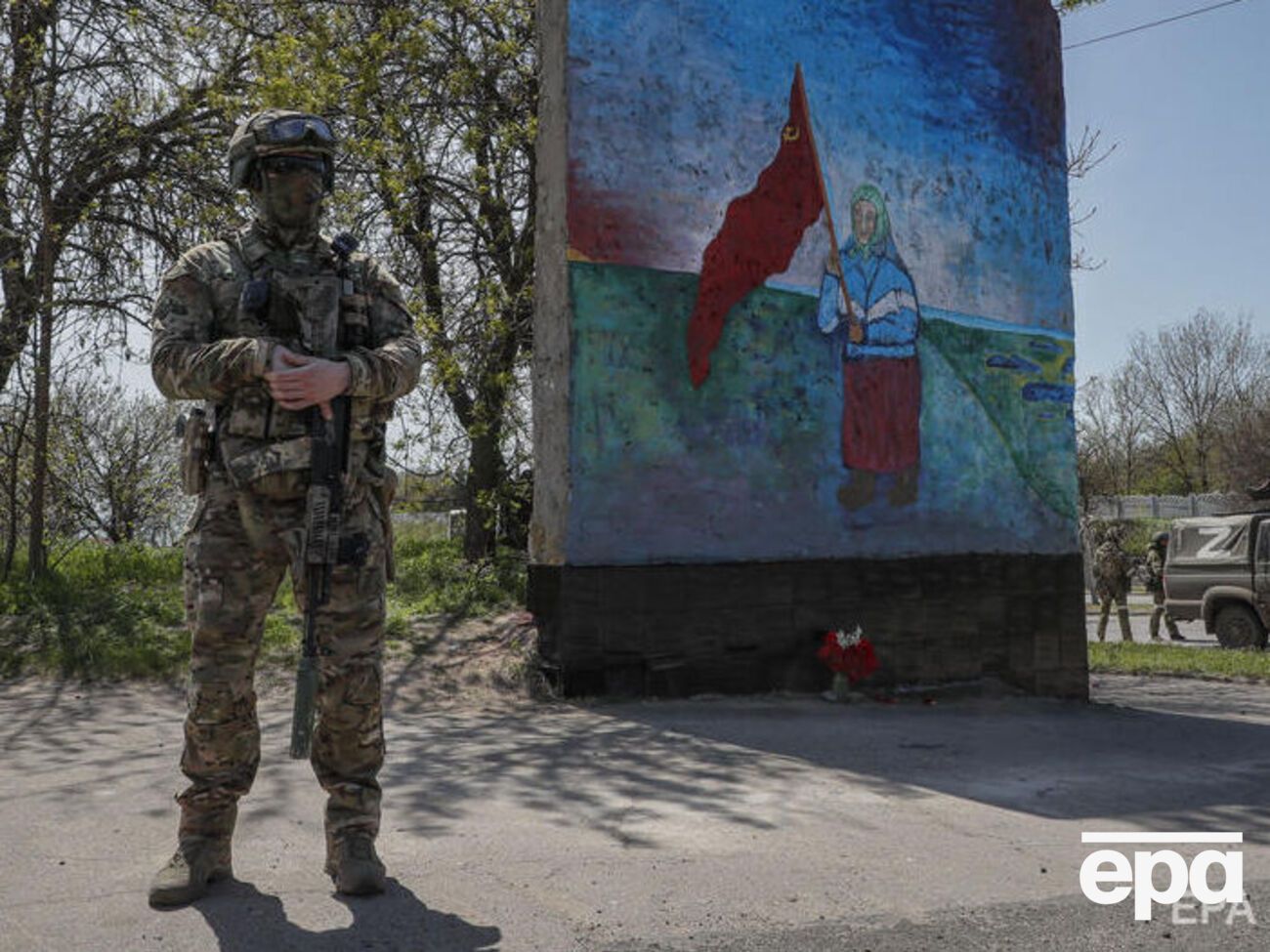 За даними соціологів, головна причина зміни думки українців &ndash; використання російською пропагандою у війні проти України радянських символів