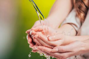 Технологія дає змогу технічну воду, а також воду з прісних водойм зробити придатною для пиття