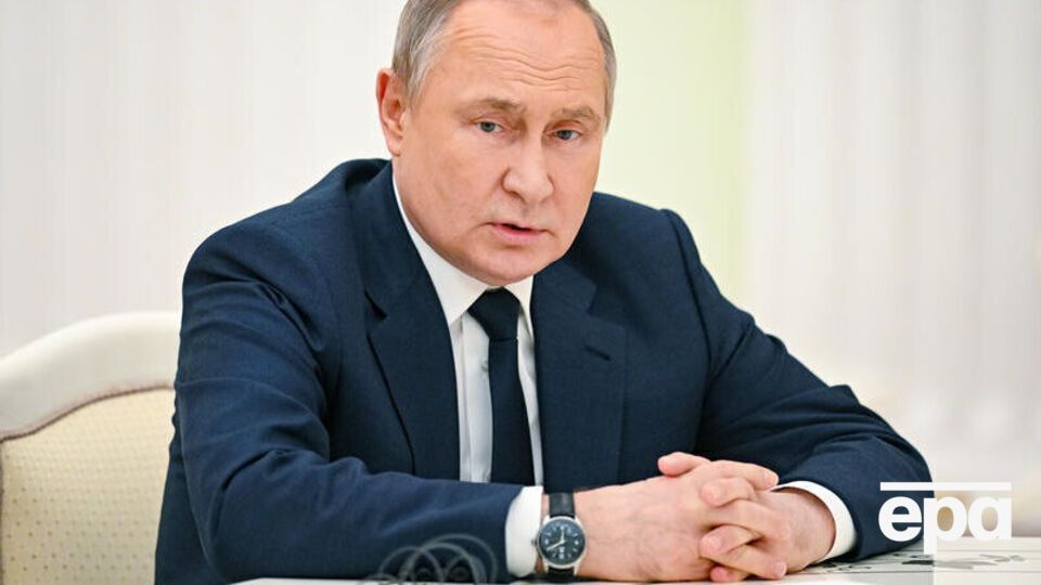 Путин занимает должность президента России с 2000 года