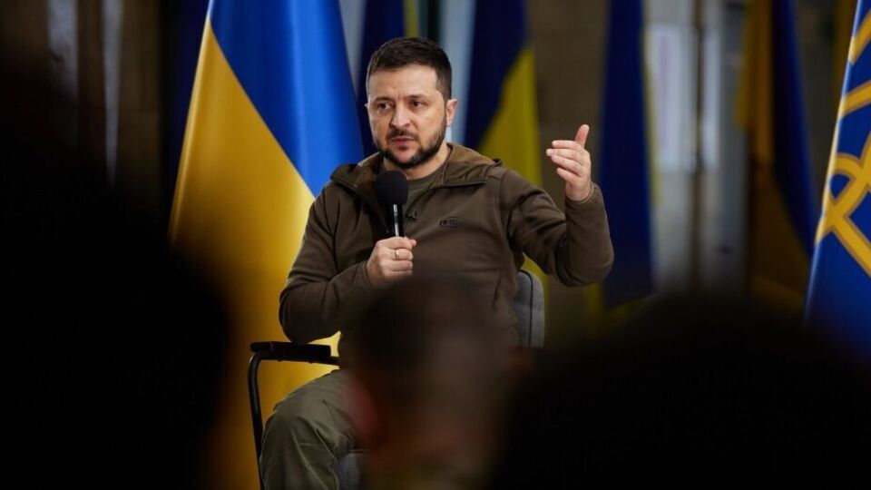 Зеленский о Минских соглашениях: Больше Украина в такое дипломатическое болото точно не пойдет