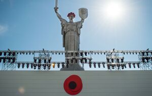 Символом памяти для мероприятий 8-го и 9 мая останется красный мак