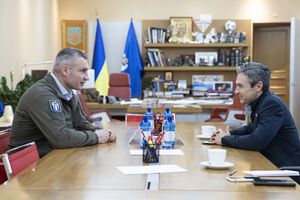 Виталий Кличко (на фото слева): Мы должны выиграть эту войну. Весь демократический мир должен победить режим Путина