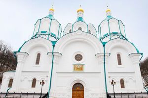 Окупанти кілька разів обстрілювали Святогірську лавру, у якій ховаються біженці
