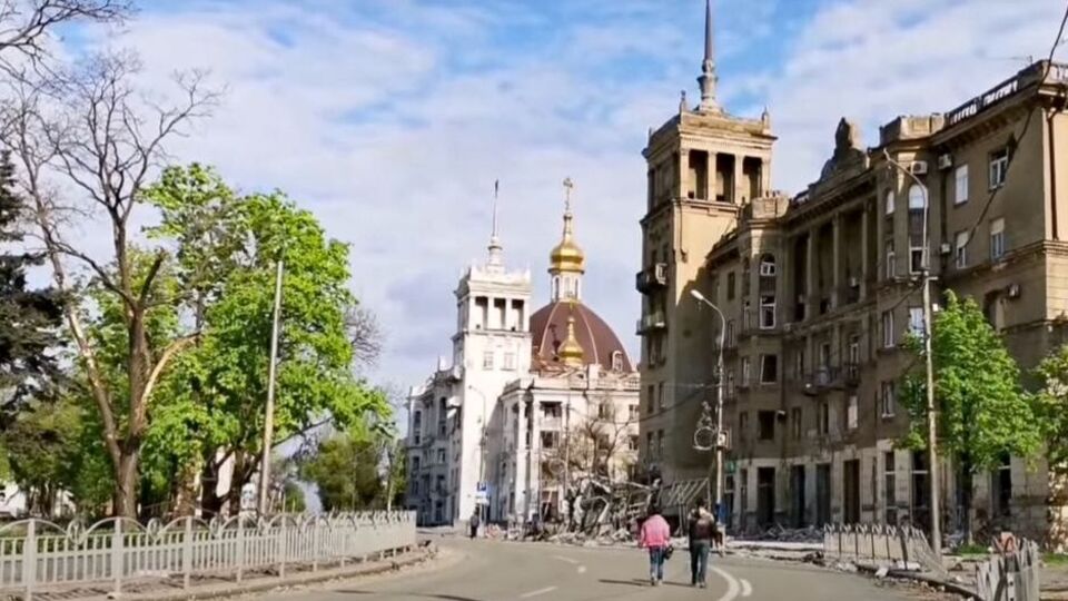 Мариуполь, по планам оккупантов, должен стать центром "торжеств" 9 мая, отметили в ГУР