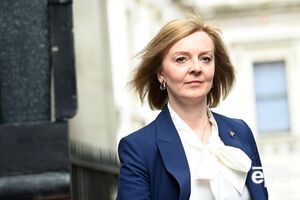 Трасс: Британська допомога допоможе найуразливішим в Україні, особливо жінкам і дітям