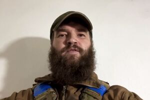 Калина: Захисники міста вже 71 день б'ються сам на сам із переважаючими силами супротивника і, чорт забирай, виявляють таку витримку і героїзм!