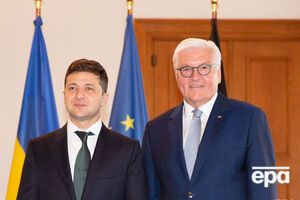 Зеленский и Штайнмайер говорили по телефону 45 минут