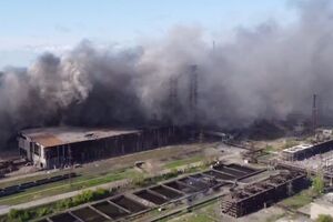 Російські окупанти прорвалися на територію "Азовсталі", повідомляли в "Азові"