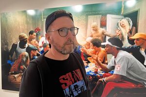 Після ранкового затримання суд відпустив Шарія, і він активно постить селфі та меми у соцмережах