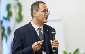 Грозєв: Є вузькі місця в управлінні цією небезпечною зброєю, і я не можу повірити, що ваша розвідка не займається ними