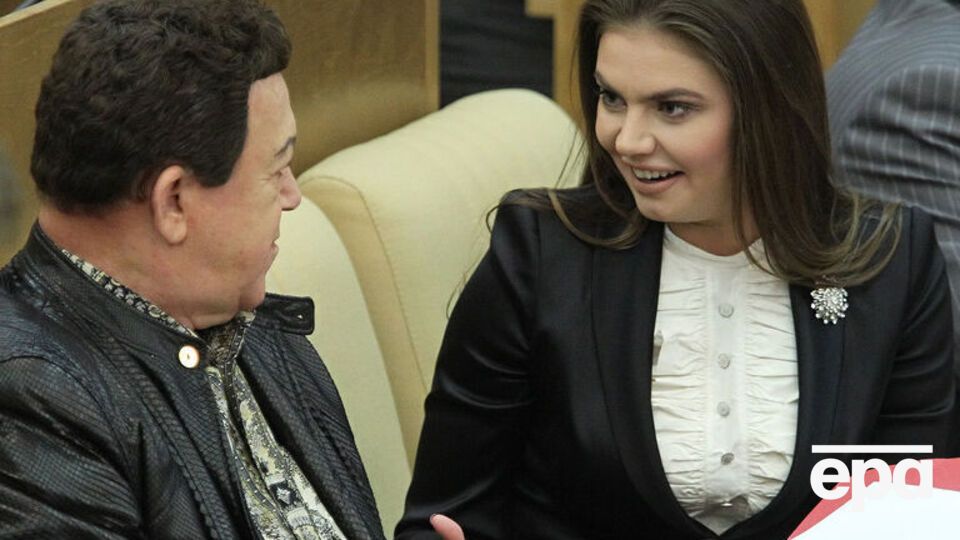 Кабаеву называют гражданской женой президента РФ Владимира Путина