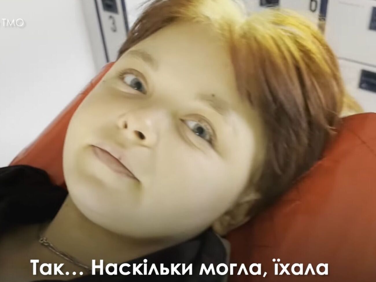 15-летняя Лиза с ранениями ног вела автомобиль, объезжая мины