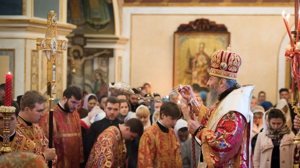 В УПЦ МП закликали Росію зупинити "криваве божевілля"