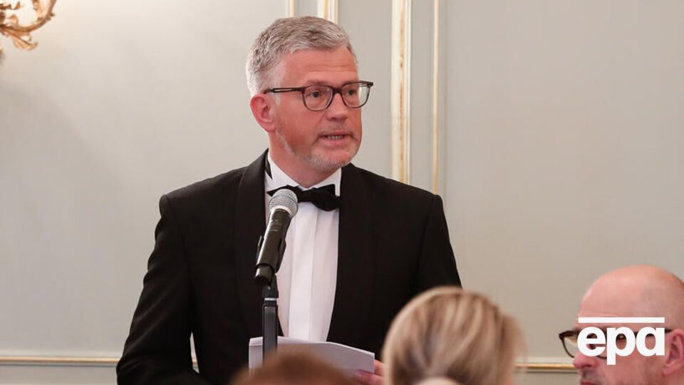 Мельник заявив, що українській стороні незрозуміло, чому у Німеччині й надалі "розповідають казки замість того, щоб швидко допомагати"