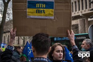 Пост на сторінці посольства супроводили картинкою про підтримку України, а потім акаунт закрили