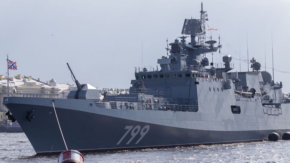"Адмирал Макаров" был включен в состав Военно-морского флота России в 2017 году, это один из самых новых российских военных кораблей