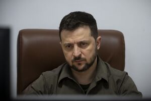 Зеленский подписал закон 6 мая