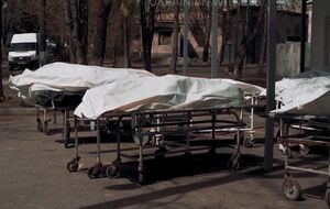 Многие тела уже невозможно опознать без экспертизы ДНК, говорят волонтеры