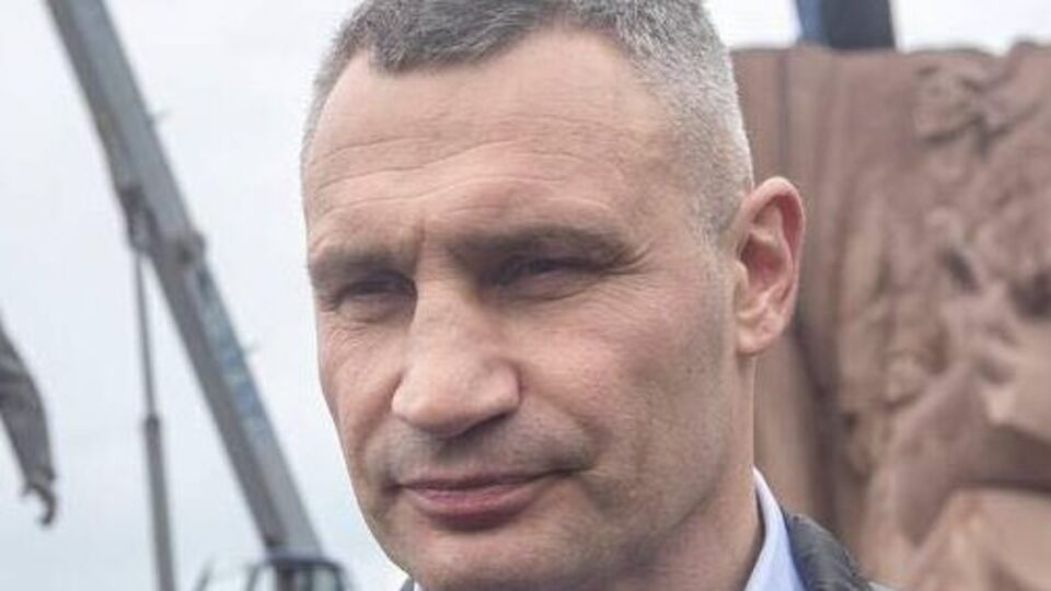 Кличко підкреслив, що місто почало підготовку до відновлення зруйнованих будинків